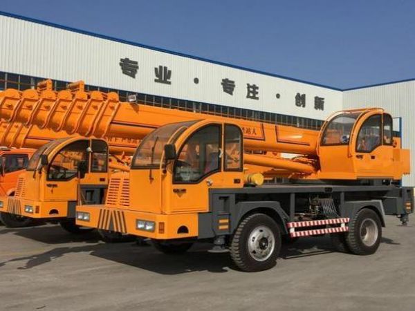 越城区吊车租赁公司_选择吊车出租公司要考虑哪些